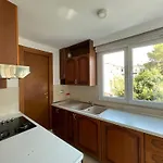 Chic Retreat - Stylish In Bllok,