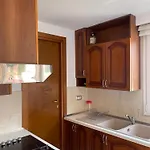 Chic Retreat - Stylish In Bllok, *