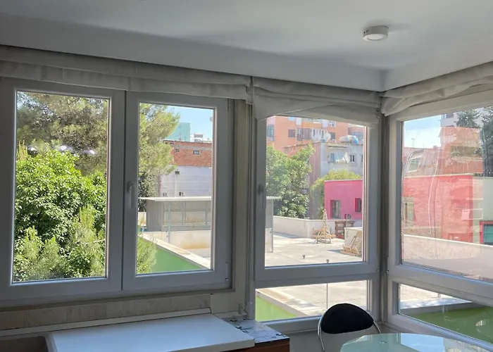 דירה Chic Retreat - Stylish In Bllok, *