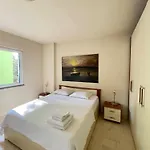 Chic Retreat - Stylish In Bllok, Tirana