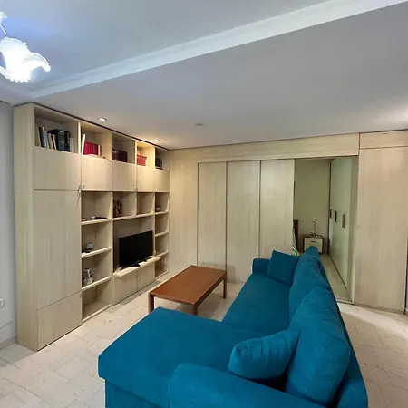 Chic Retreat - Stylish In Bllok, *